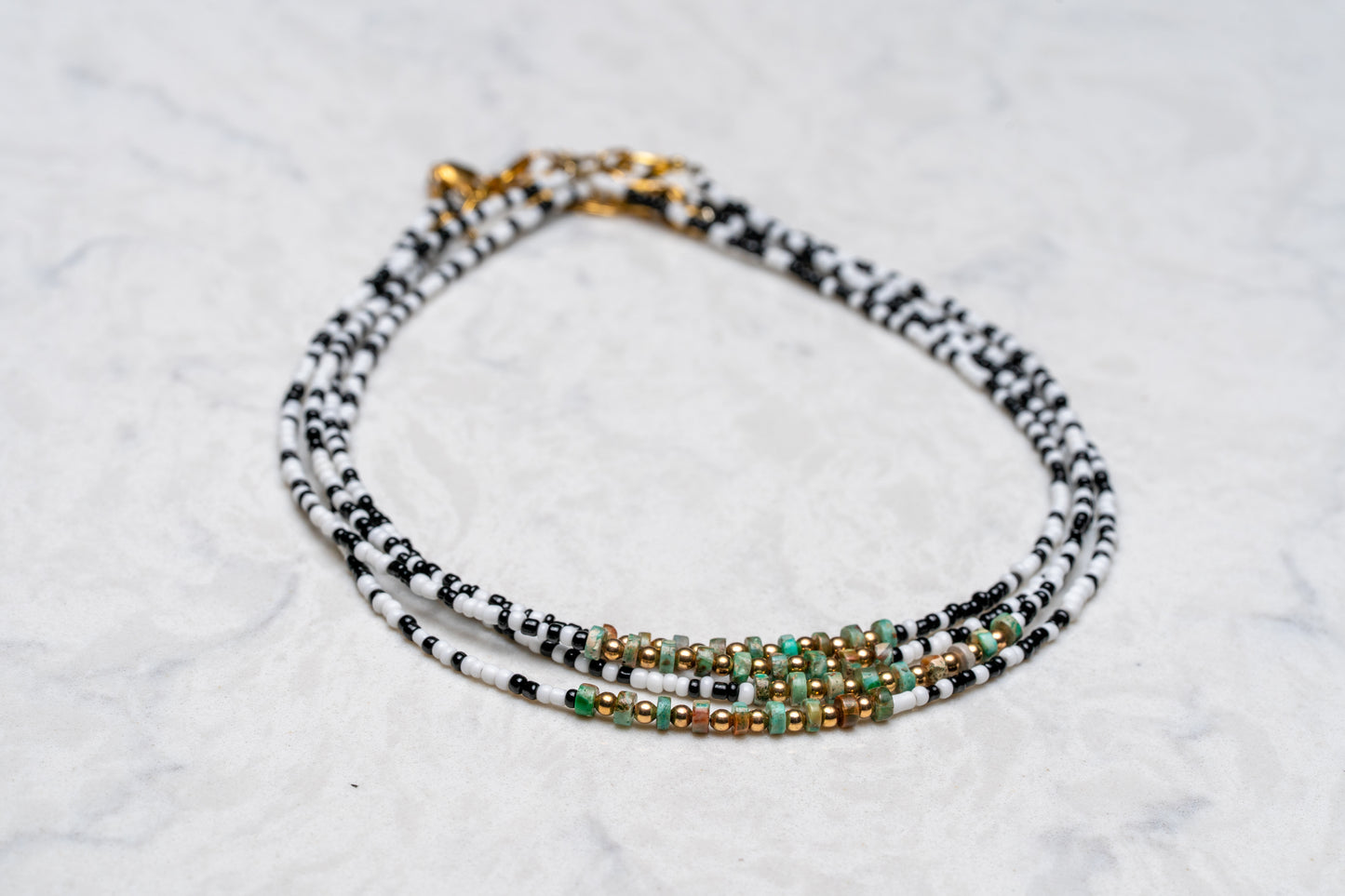 Golden hills choker