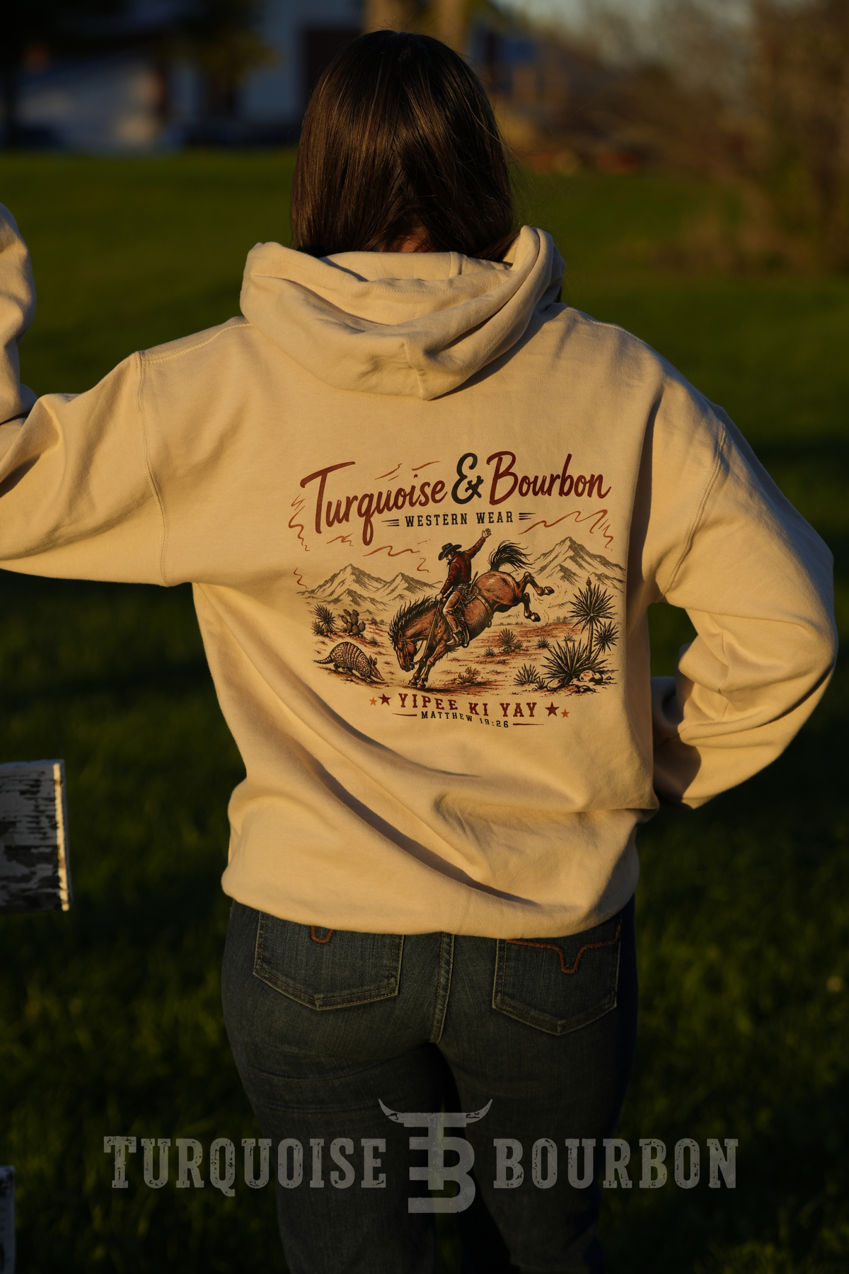 Sweat à capuche Turquoise & Bourbon Western Wear | Pull western vintage